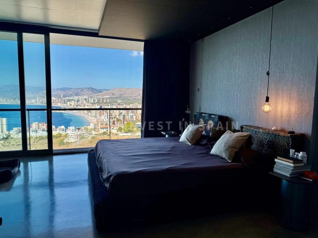 Sale of independent chalet in Barrio Zona Sierra Helada, Benidorm
photo 2