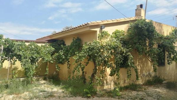 Rustic farm for sale in Pueblo Levante , Benidorm photo 1