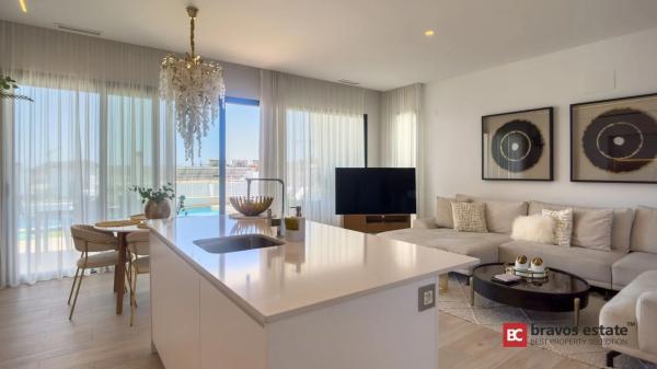 Chalet adosado photo 2