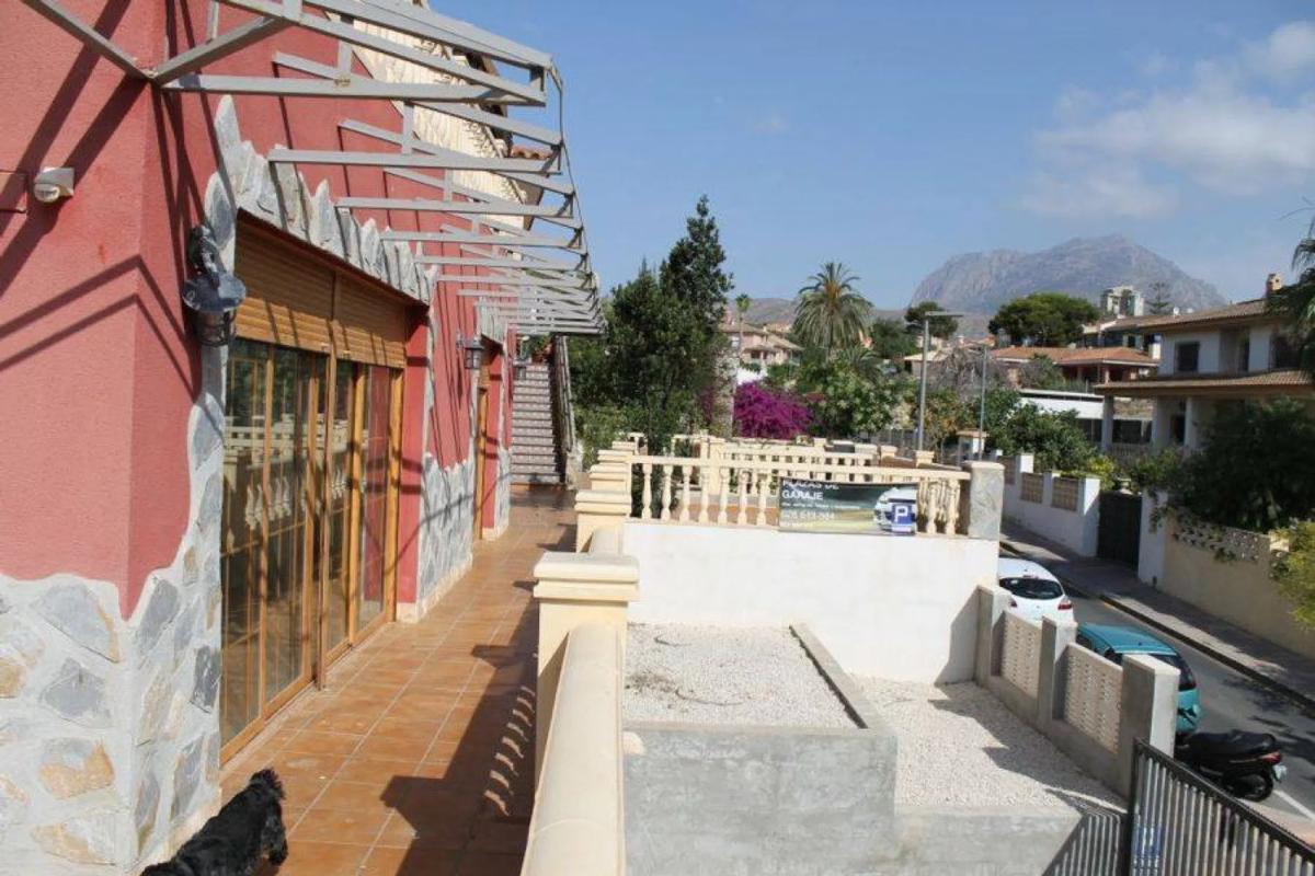 Venta de chalet independiente en Pueblo Poniente, Benidorm
photo 3