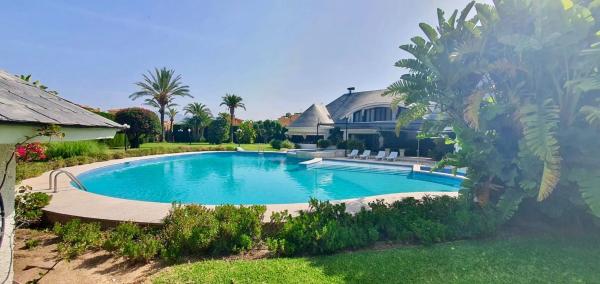 Independent chalet for sale in Avenida de Estocolmo, 5, Benidorm
photo 1