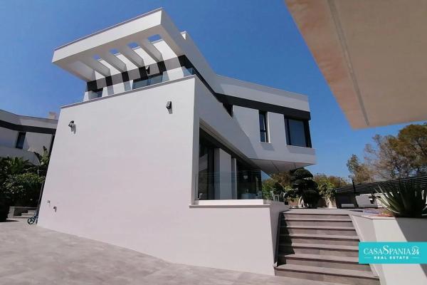 Independent chalet for sale in Pueblo Poniente, Benidorm
 photo 2
