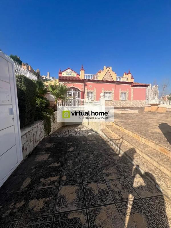 Sprzedaż niezależnego domku jednorodzinnego w Barrio Zona Sierra Helada, Benidorm photo 3