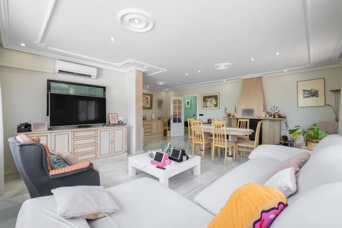 Venta de chalet independiente en Camino del Repetidor, 14, Benidorm
 photo 4