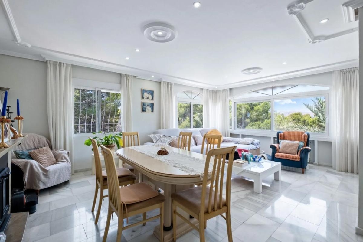 Venta de chalet independiente en Camino del Repetidor, 14, Benidorm
 photo 5