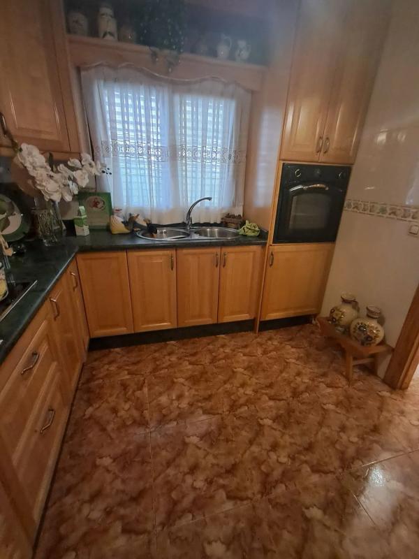 Sale of townhouse in  AV INGLATERRA, 10 , Benidorm photo 3
