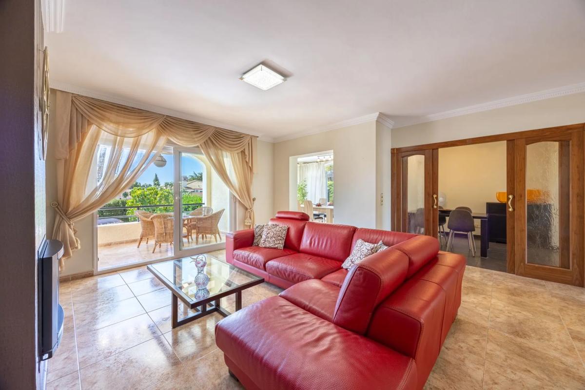 Продажа отдельного шале в Calle Sorolla, Бенидорм photo 5