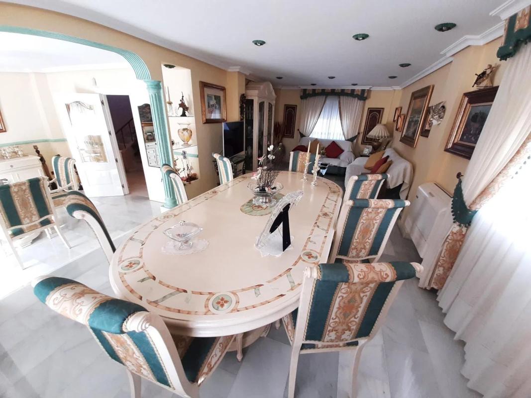 Sale of independent chalet in Barrio Zona Sierra Helada, Benidorm
 photo 3