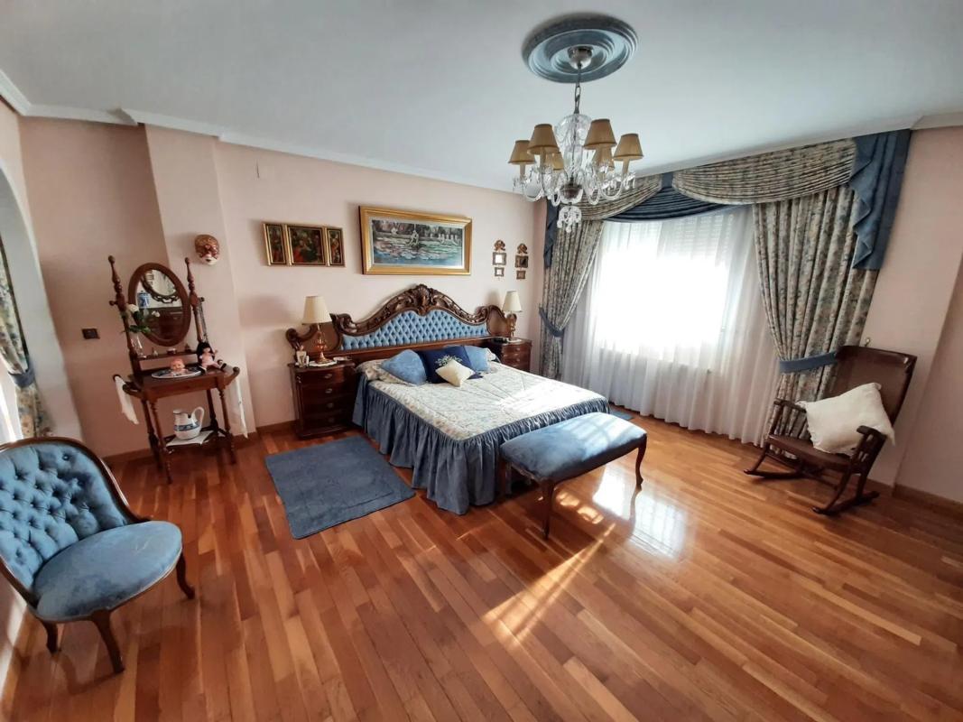 Sale of independent chalet in Barrio Zona Sierra Helada, Benidorm
 photo 5