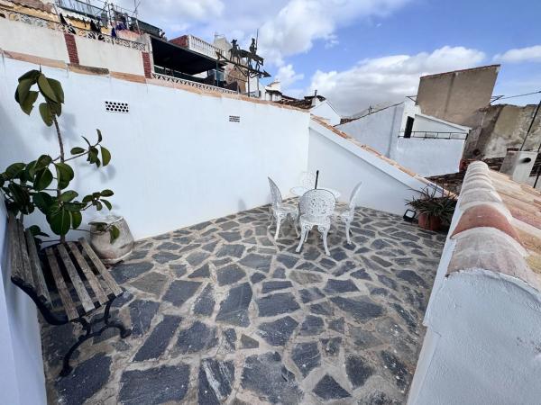 Casa de pueblo en calle Mingot thumbnail 2