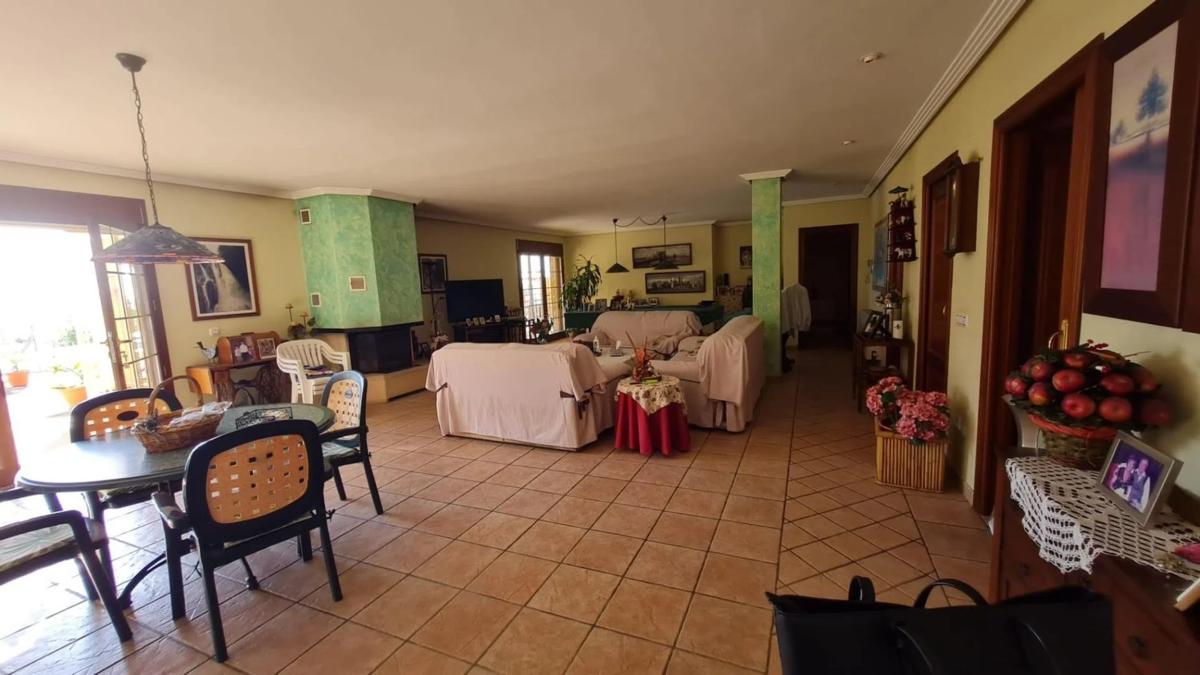 Продажа отдельного шале в  Callosa d'En Sarria, Каллоса д'Эн-Саррия photo 5