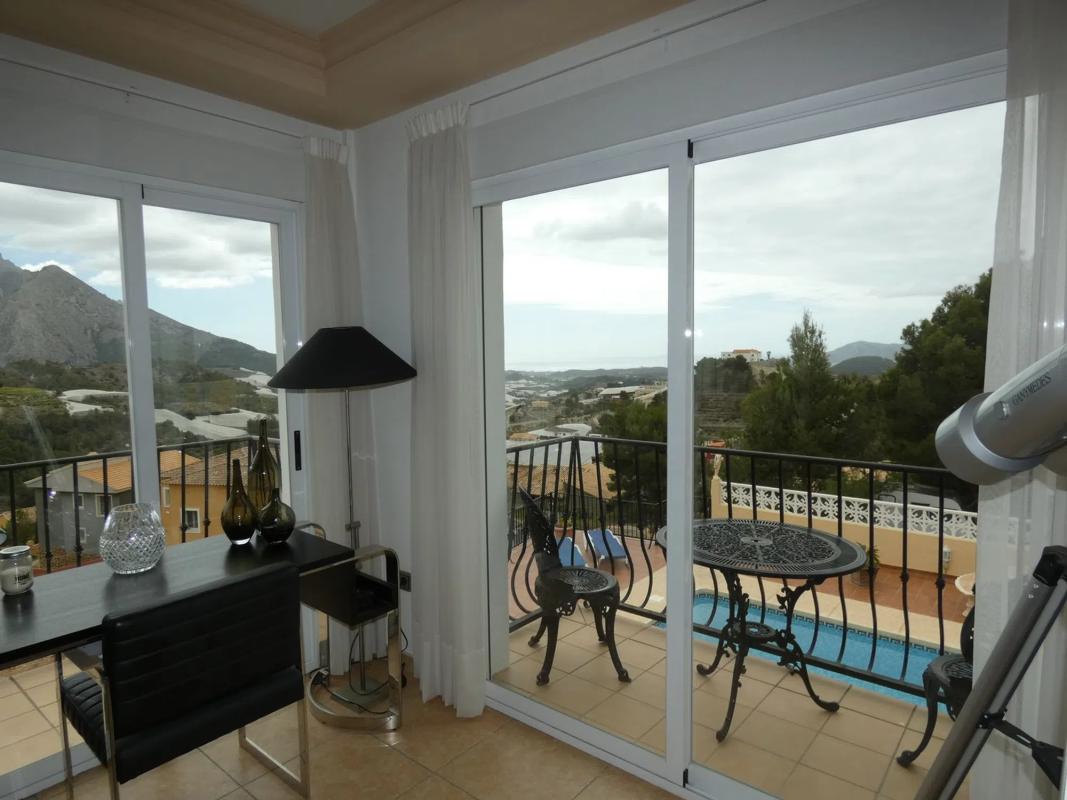 Venta de chalet independiente en Urbanización la Almedia, Callosa d''En Sarria
 photo 4