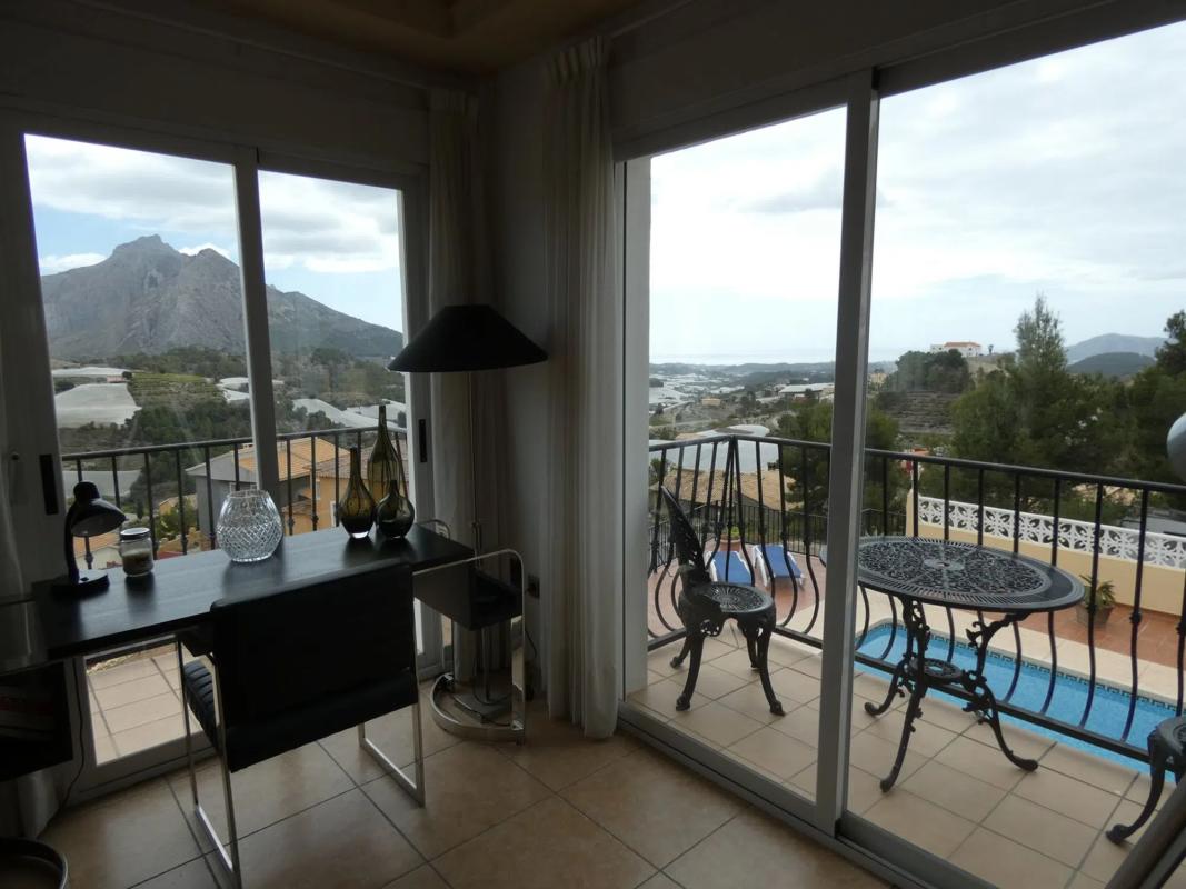 Venta de chalet independiente en Urbanización la Almedia, Callosa d''En Sarria
 photo 5