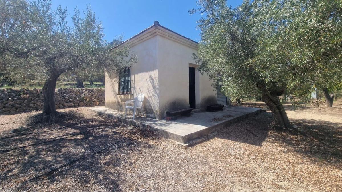 Sale of independent chalet in Confrides, Confrides
photo 1