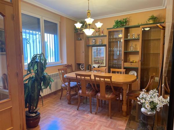 Casa de pueblo photo 2