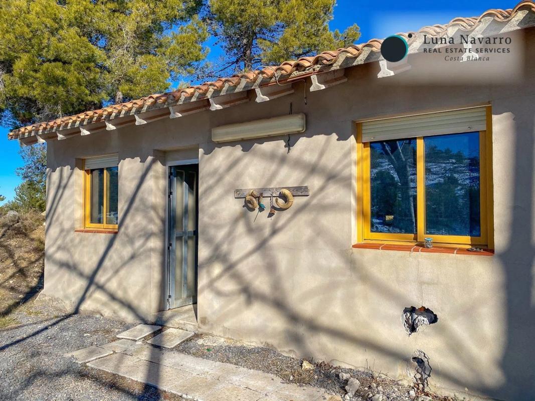 Sale of rural property in  Via sense nom , Confrides photo 5