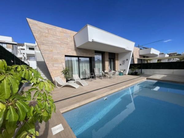 Частный шале на продаже в Balcón de Finestrat-Terra Marina, Финестрат photo 1