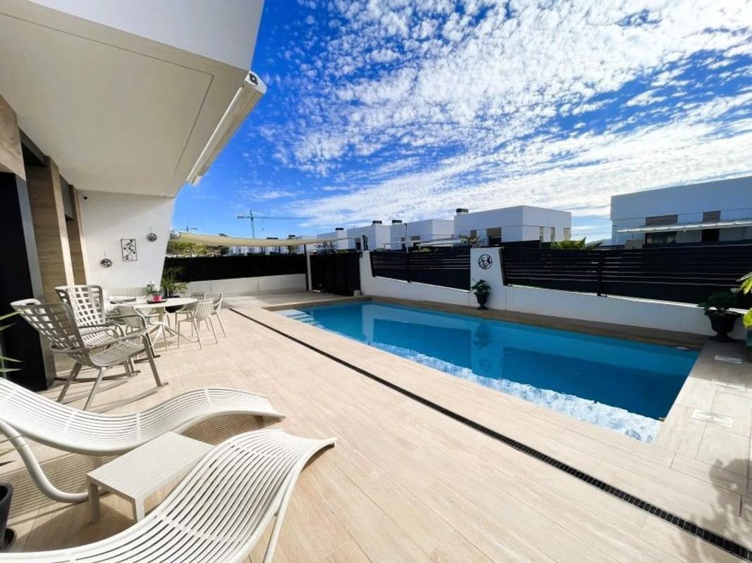 Продажа отдельного шале в Balcón de Finestrat-Terra Marina, Финестрат photo 3