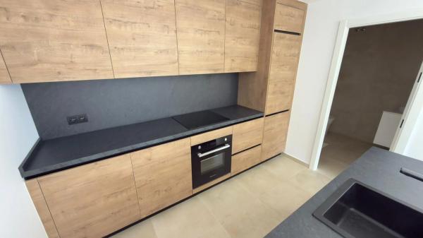 Chalet independiente en venta en Calle de l'Alcàsser, 2, Finestrat
 photo 4