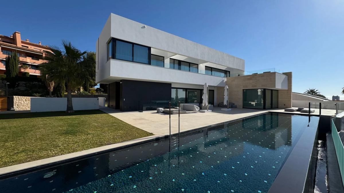Venta de chalet independiente en Calle Viena, Finestrat
photo 1