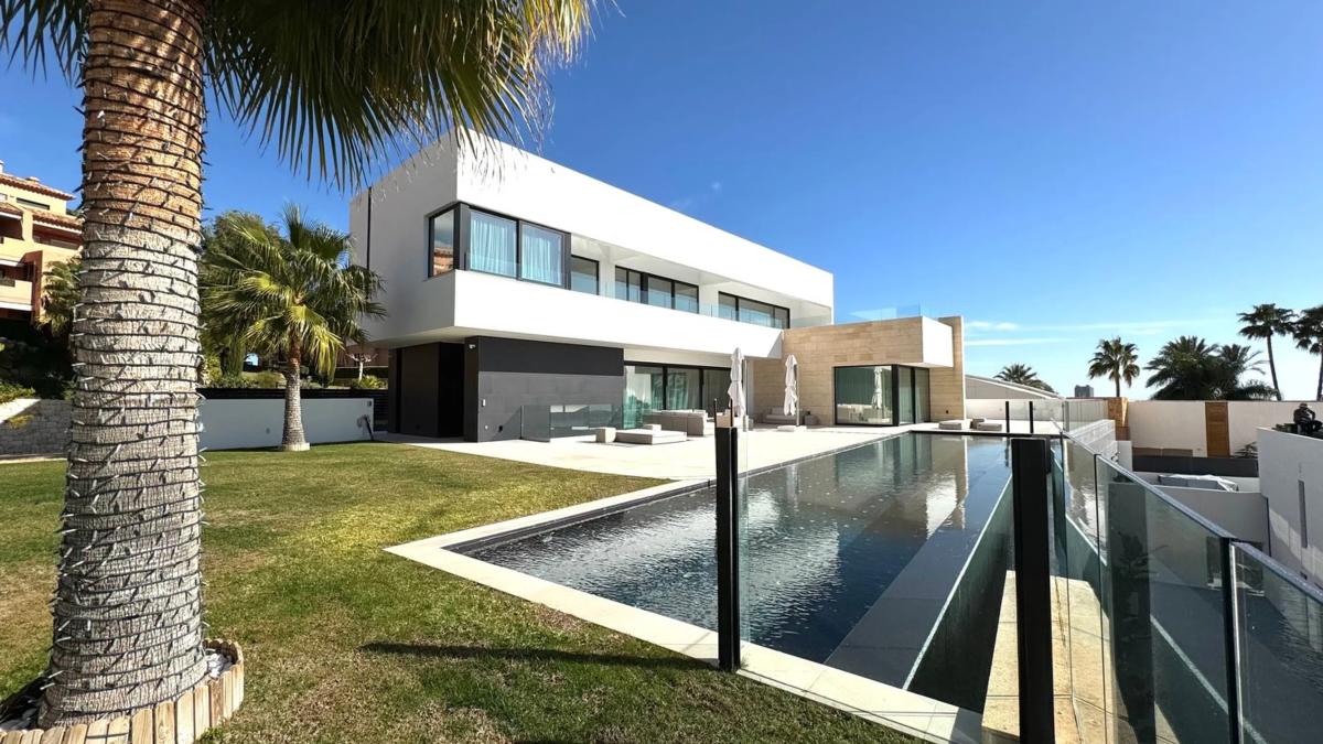 Venta de chalet independiente en Calle Viena, Finestrat
photo 3