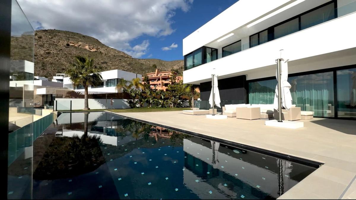 Venta de chalet independiente en Calle Viena, Finestrat
photo 4