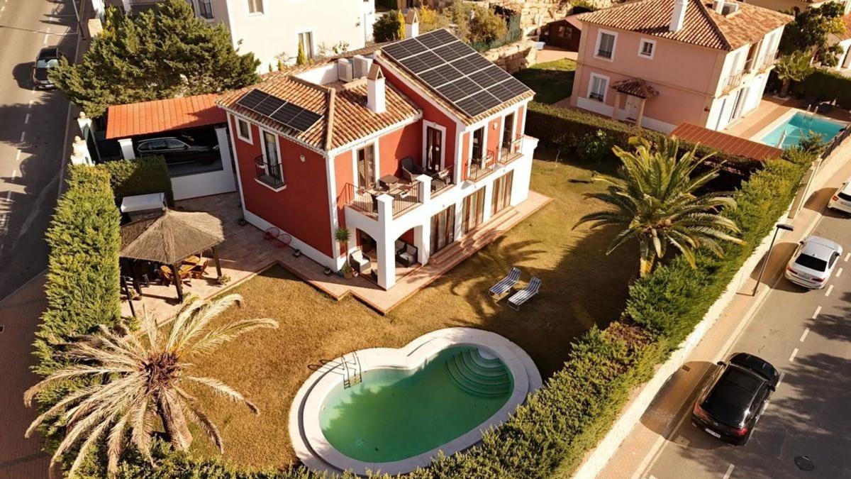 Venta de chalet independiente en Calle Londres, Finestrat
photo 1