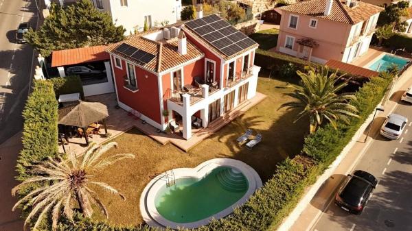 Independent chalet for sale in Calle Londres, Finestrat
photo 1