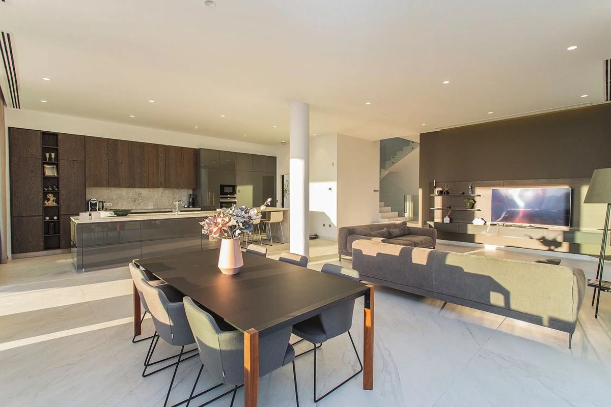 Sale of independent chalet in Calle París s/n, Finestrat
photo 2