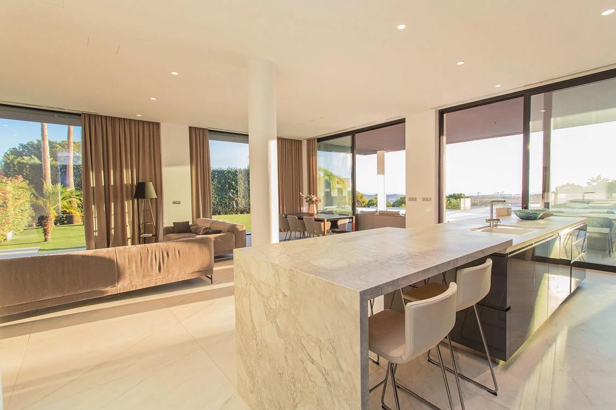 Sale of independent chalet in Calle París s/n, Finestrat
photo 3