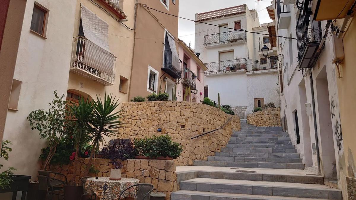 Properties for sale and rent in Spain photo 4