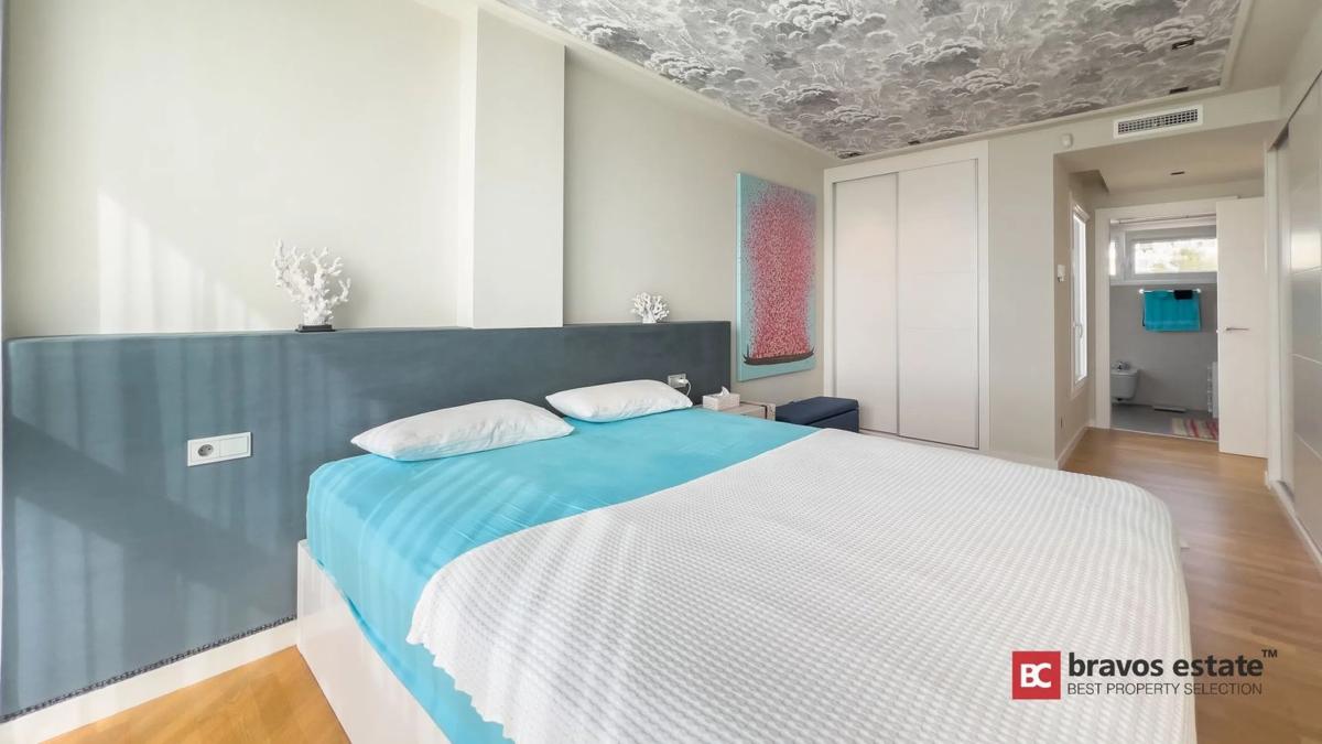 Venta de chalet independiente en Plaza Alfarella. Sector 13, Finestrat
photo 3