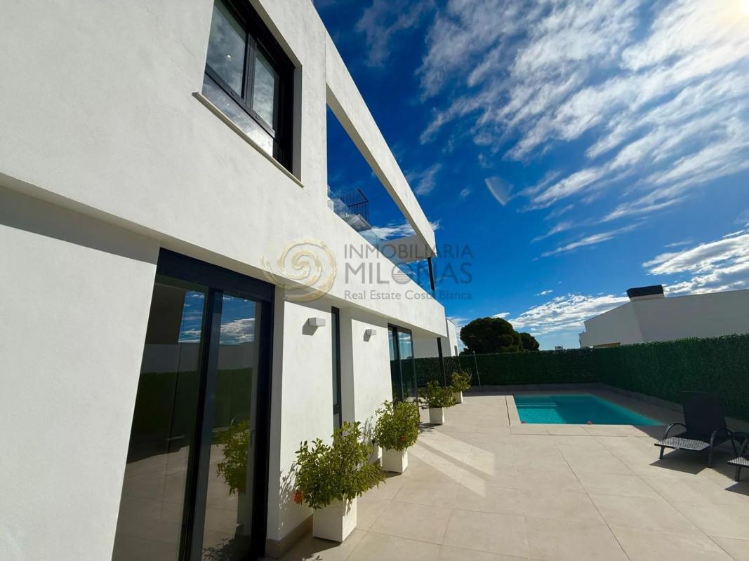 Venta de chalet independiente en Balcón de Finestrat-Terra Marina, Finestrat
 photo 4