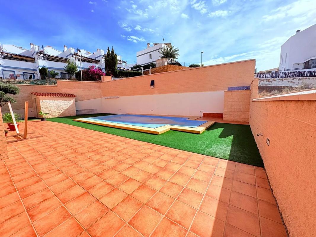 Venta de chalet independiente en Calle Jaén, Finestrat
photo 1