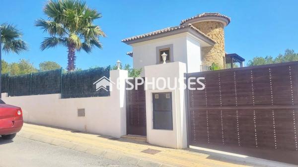 Independent chalet for sale in Golf Bahía, Finestrat
 photo 1
