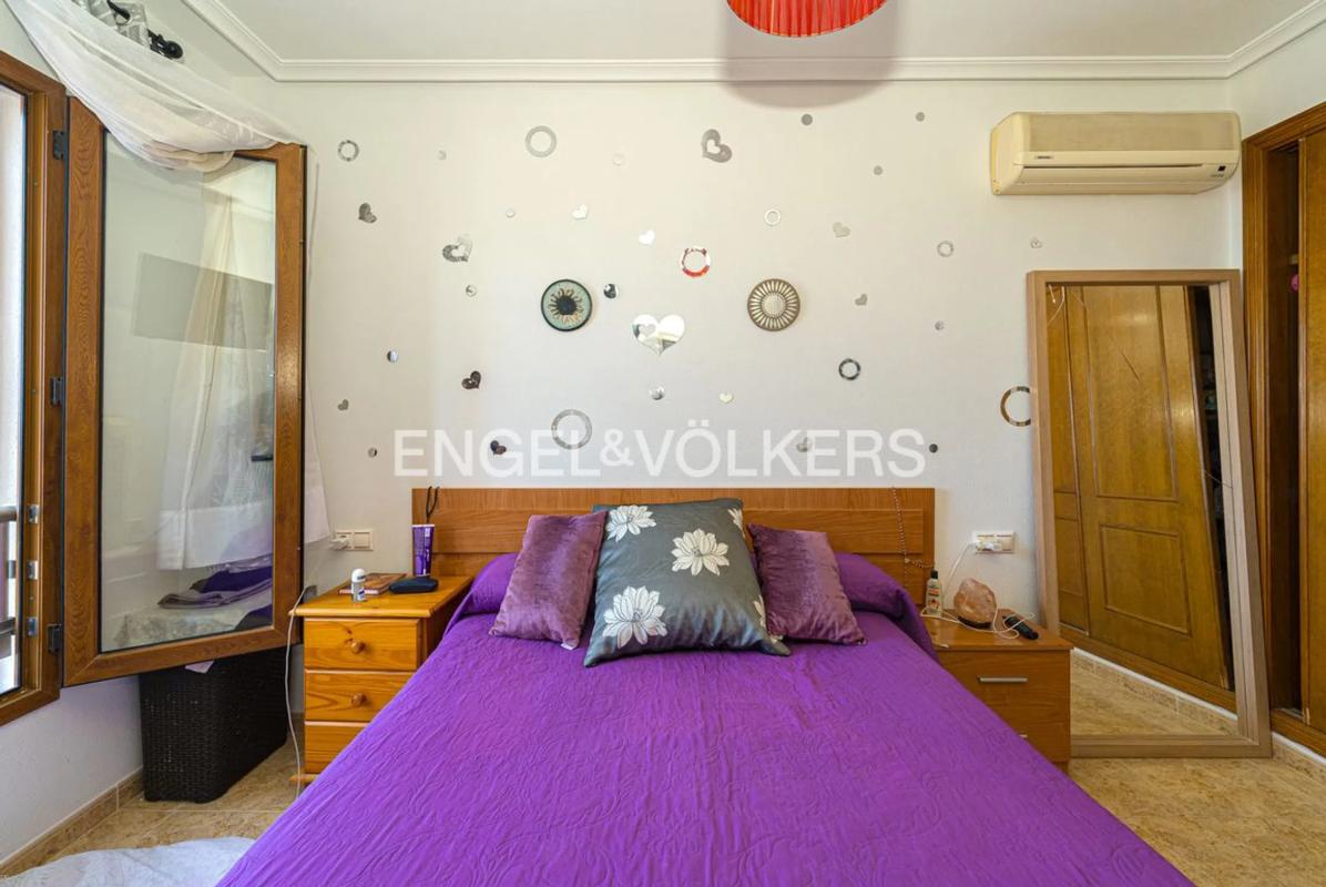 Sprzedaż szeregowego domku w Calle Cádiz, 6 , Finestrat photo 3
