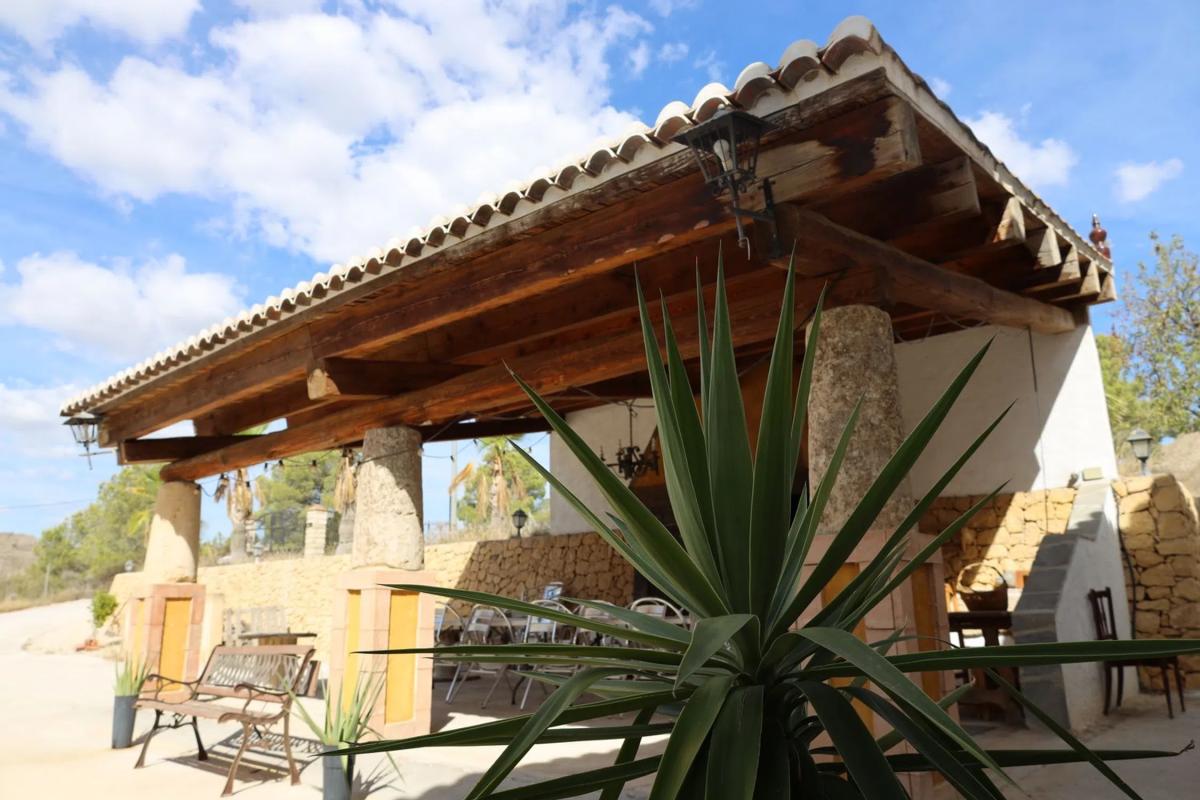 Obra nueva Cortijo en Partida azubia en Finestrat (Revista) photo 5