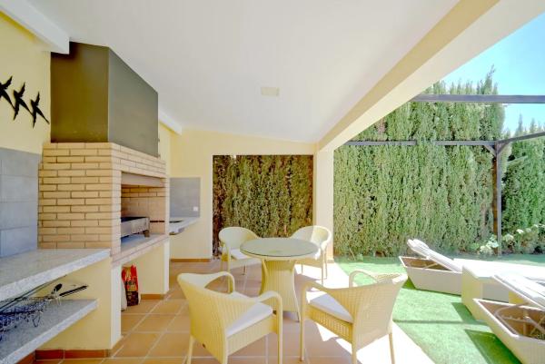 Chalet independiente en venta en Calle Isla de Lanzarote, 7, Finestrat
photo 1