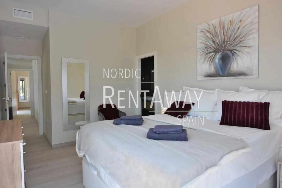 Venta de chalet independiente en Calle Toledo, Finestrat
photo 1
