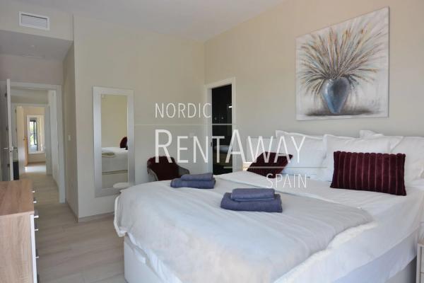 Chalet independiente en venta en Calle Toledo, Finestrat
 photo 1