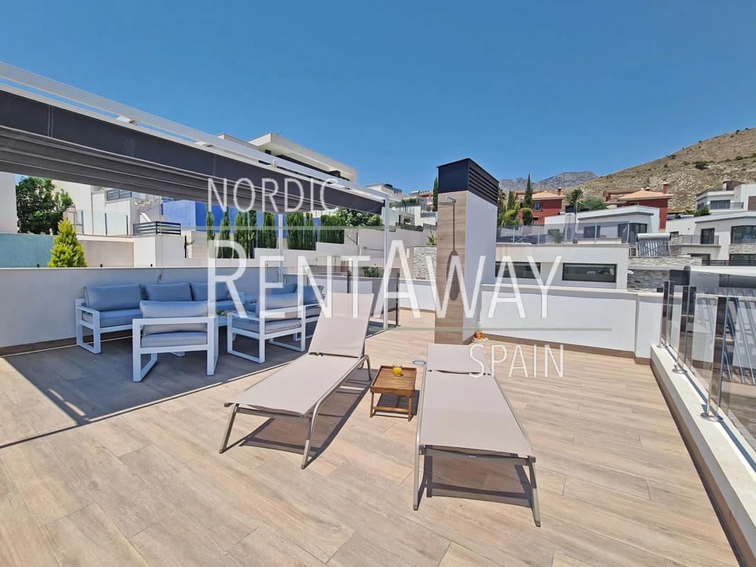 Venta de chalet independiente en Calle Toledo, Finestrat
photo 2