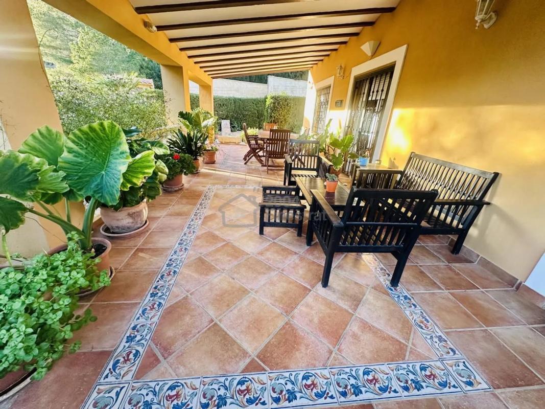 Sale of independent chalet in Avenida de Finestrat, Finestrat
 photo 2