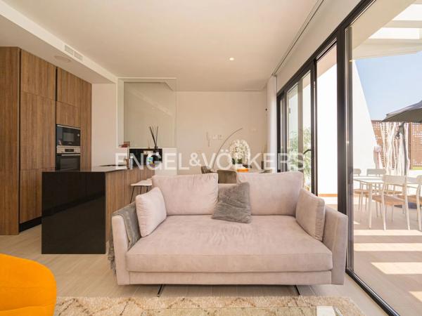 Chalet adosado en venta en  Balcón de Finestrat-Terra Marina , Finestrat photo 1