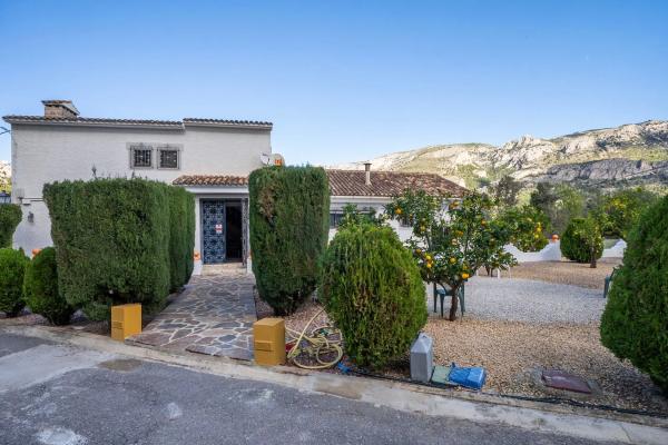 Chalet independiente en venta en Lugar Diseminados, Guadalest
 photo 4