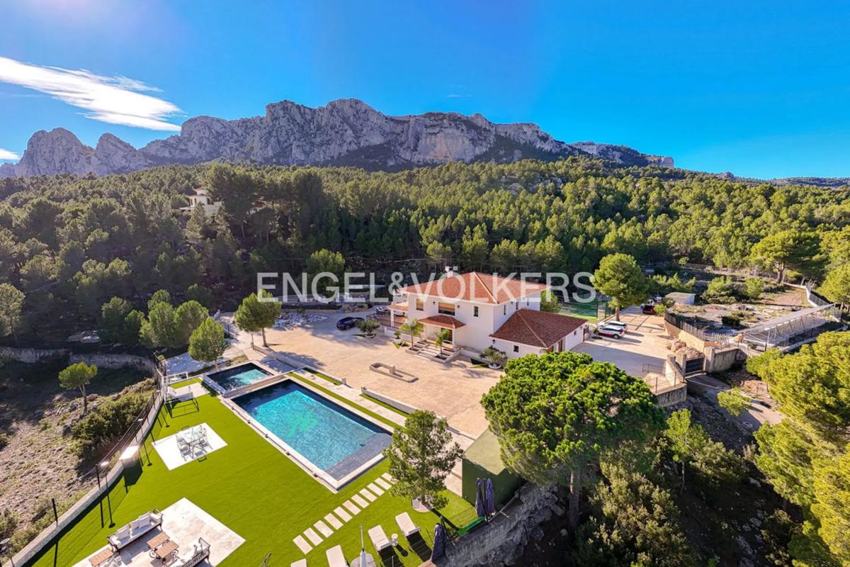 Venta de chalet independiente en Guadalest, Guadalest
photo 3
