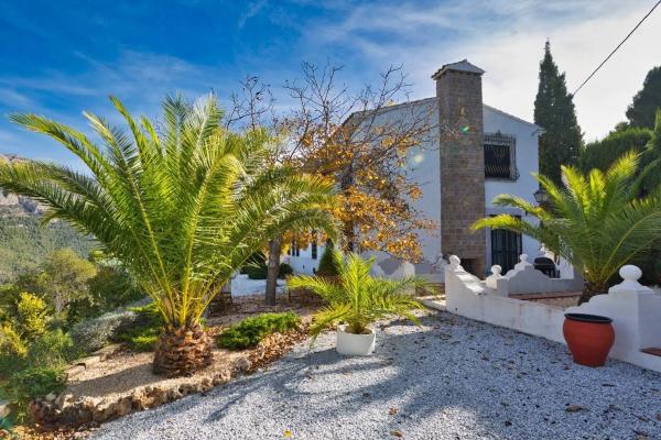Chalet independiente en venta en Guadalest, Guadalest
 photo 3