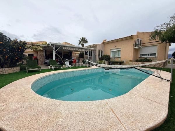Independent chalet for sale in Coloma, La Nucia
thumbnail 2