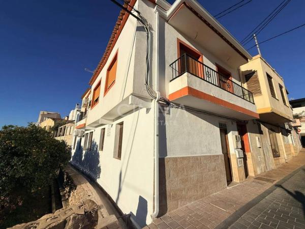 Independent chalet for sale in La Nucia Pueblo, La Nucia
thumbnail 2