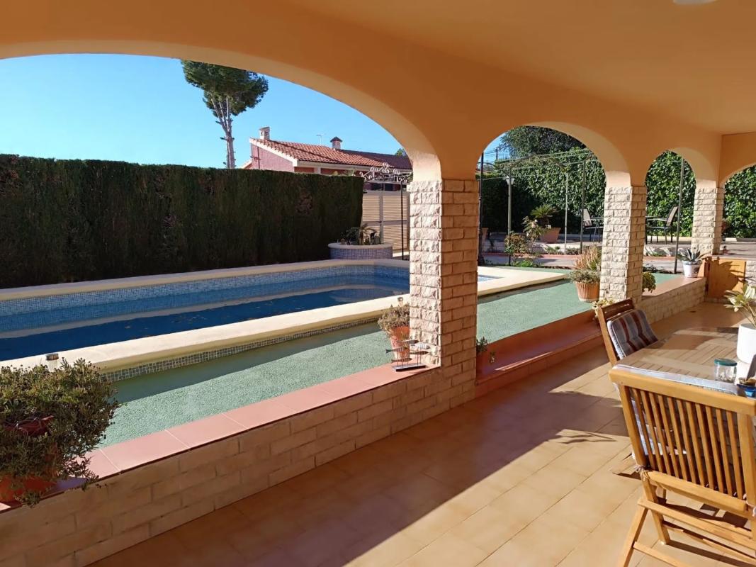 Sale of independent chalet in Barranco Hondo, La Nucia
photo 2