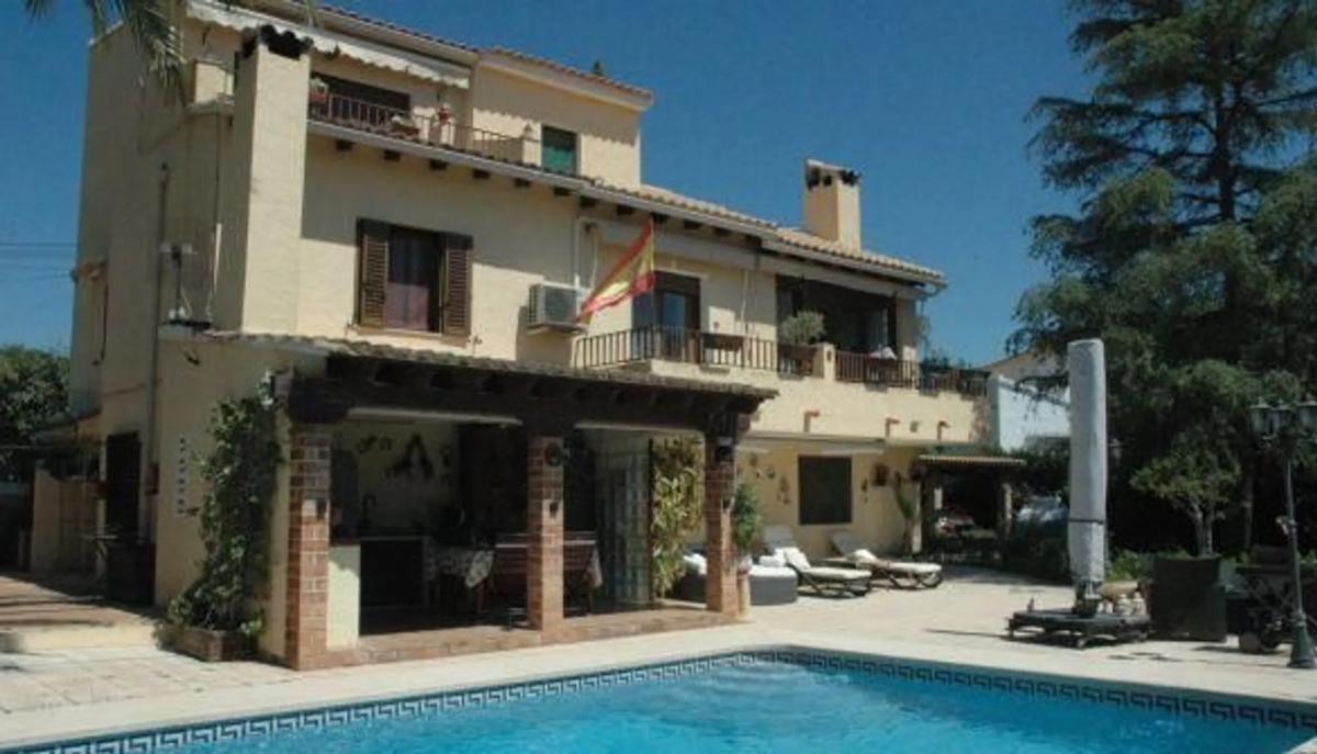 Sale of independent chalet in Calle Viena, La Nucia
 photo 2